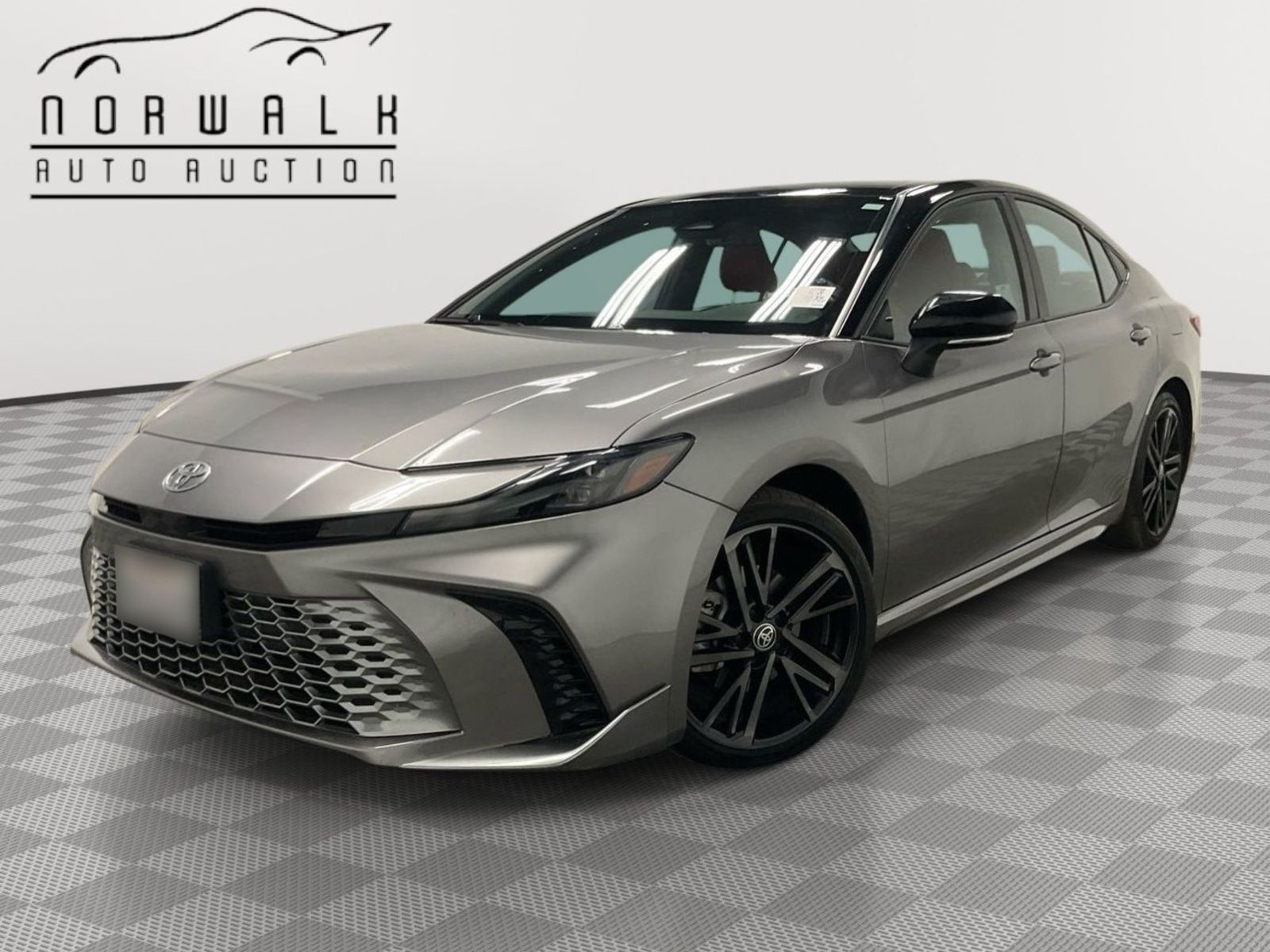 2025 Toyota Camry   FWD