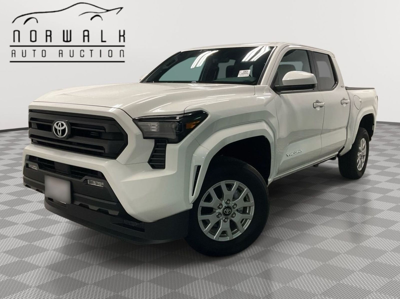 2026 Toyota Tacoma  SR5 AWD