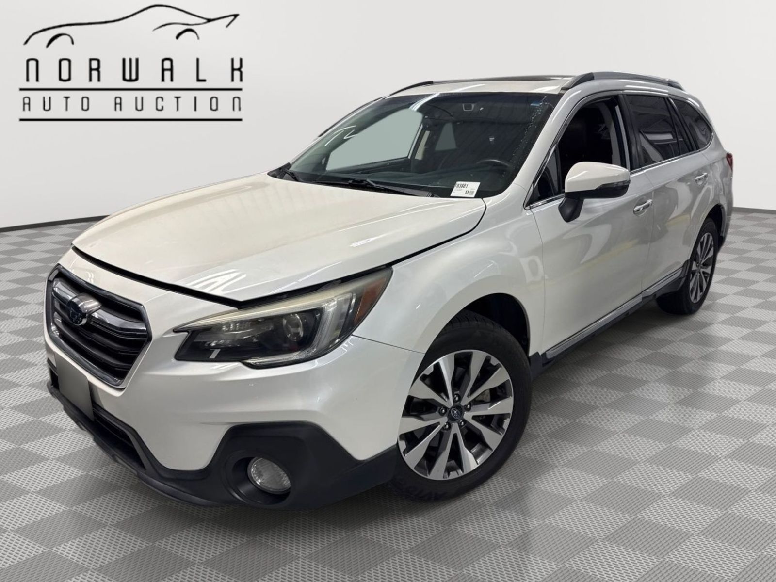 2019 Subaru Outback  Touring AWD