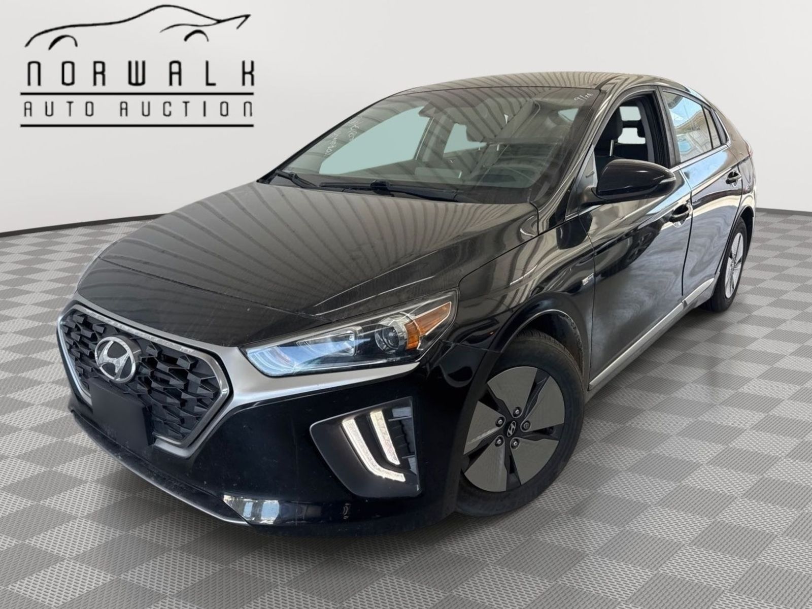 2020 Hyundai Ioniq Hybrid   FWD