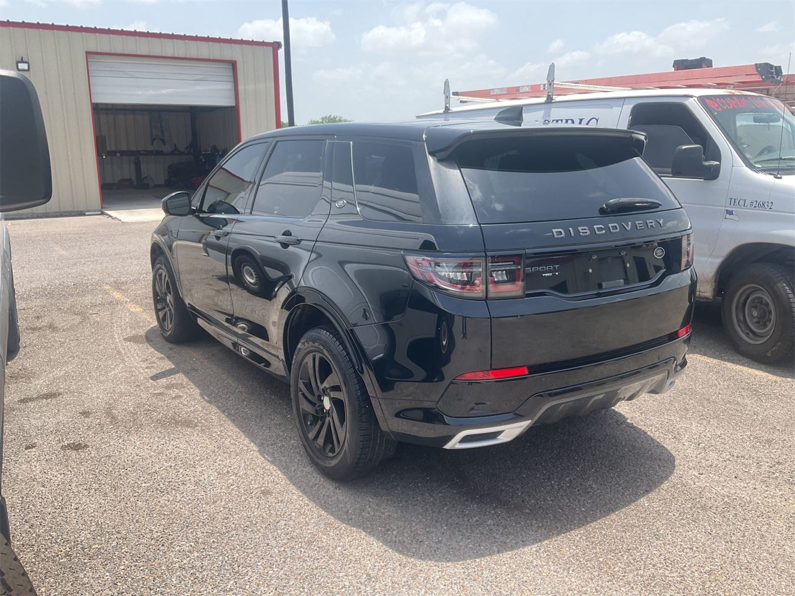 2020 Land Rover Discovery  S R-Dynamic AWD