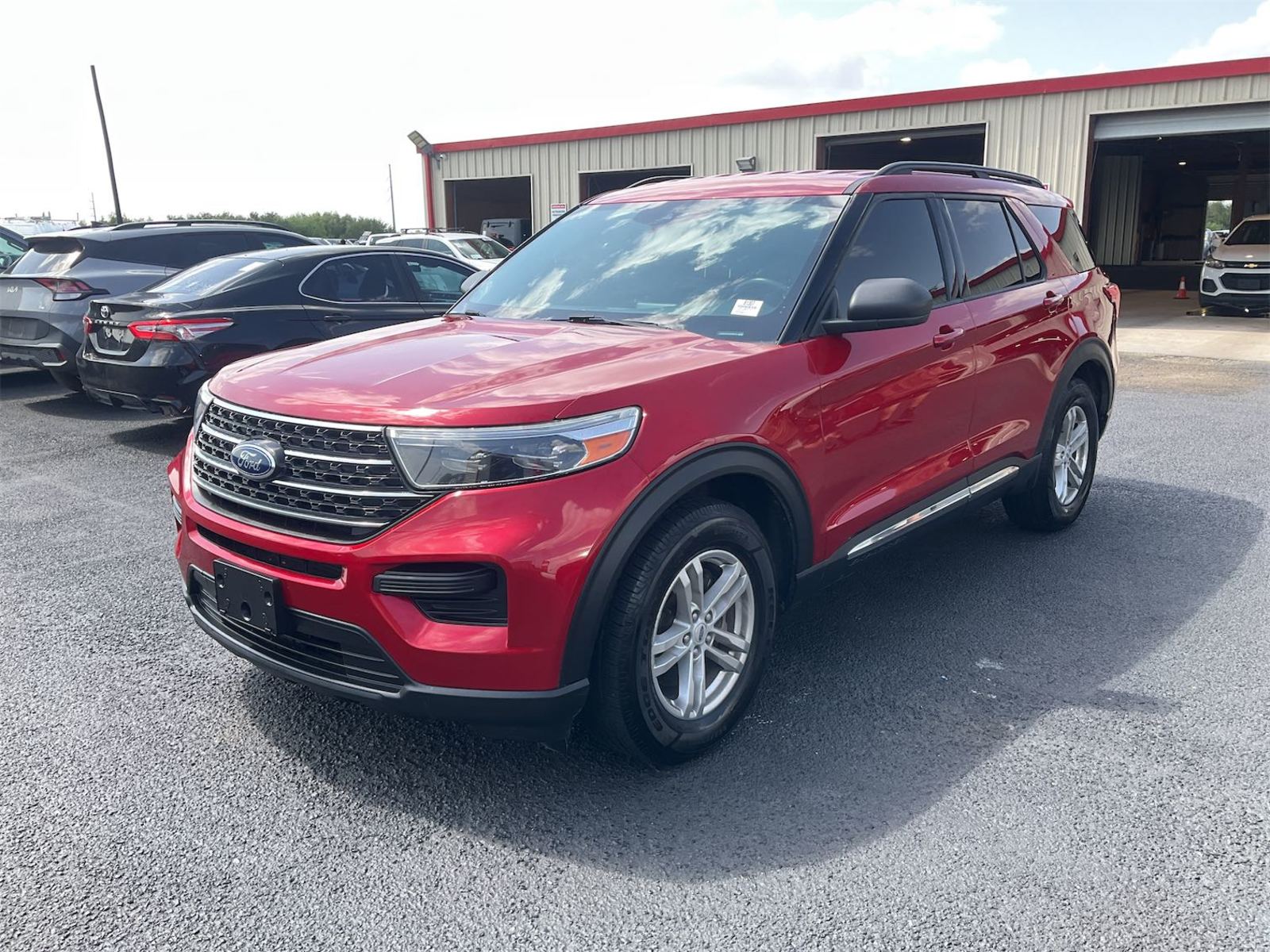 2022 Ford Explorer  XLT RWD