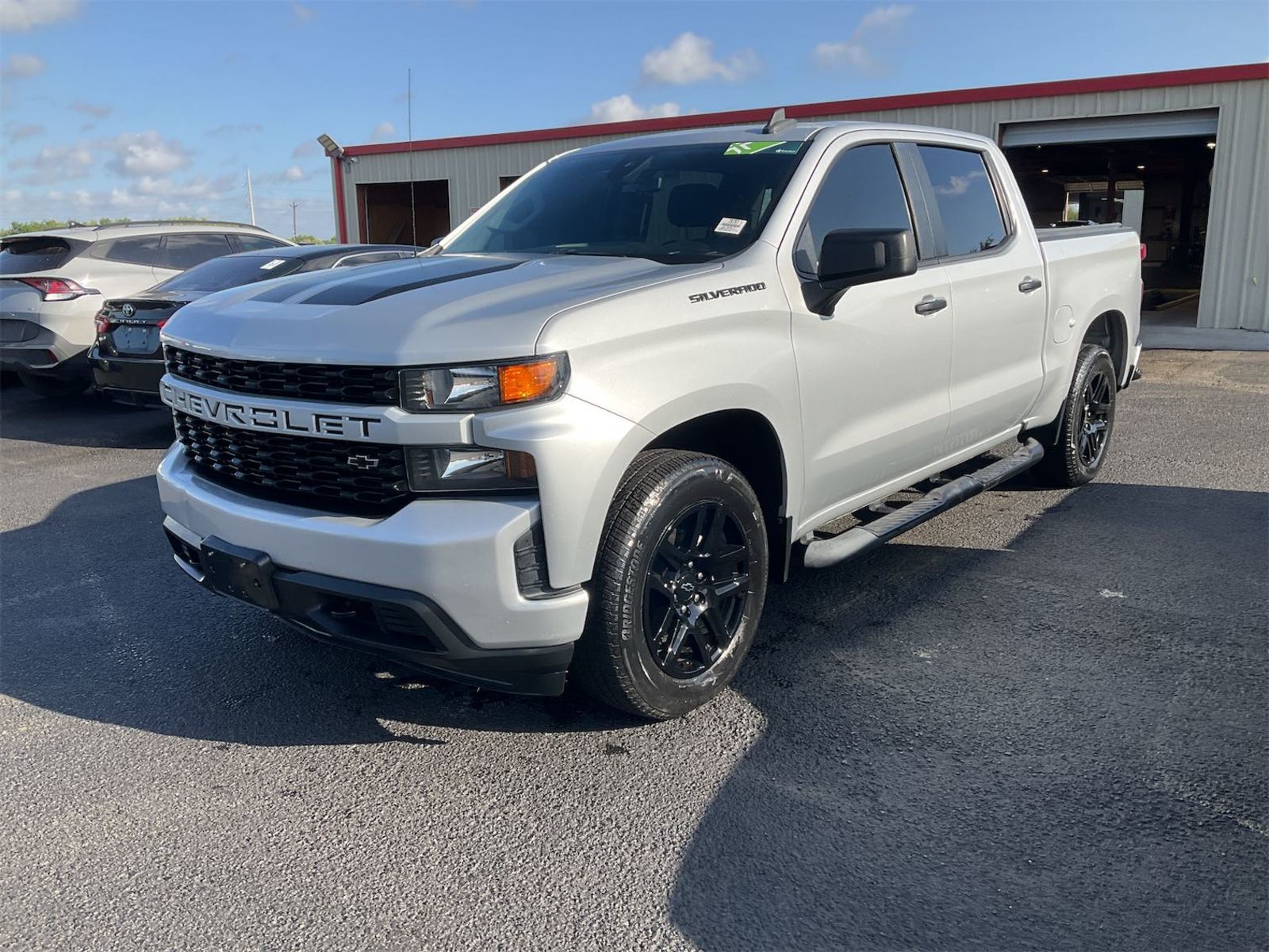 2022 Chevrolet Silverado 1500  Custom RWD
